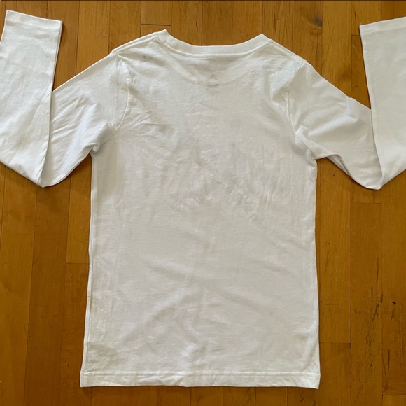 Air Jordan YOUTH Kids White long sleeve Shirt Size L (16-18) - Picture 10 of 10